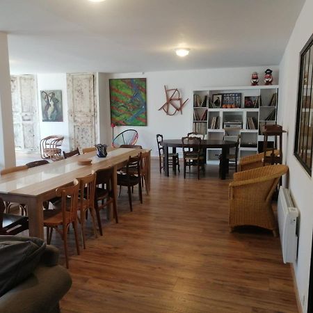 Logement Entier Spacieux Et Confortable A 1 H De Paris Courtenay  Zewnętrze zdjęcie