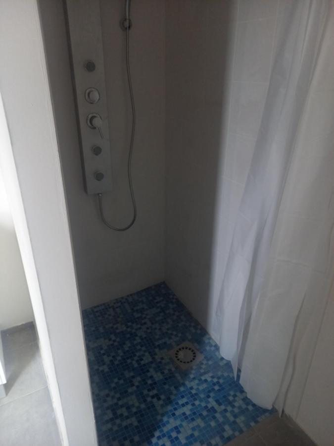 Logement Entier Spacieux Et Confortable A 1 H De Paris Courtenay  Zewnętrze zdjęcie